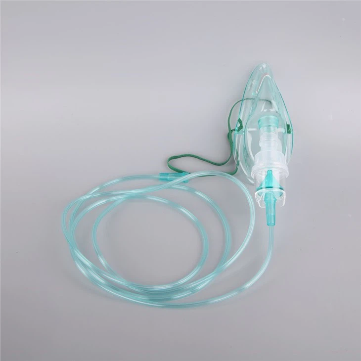 Nebulizační maska ​​s kyslíkovou hadičkou